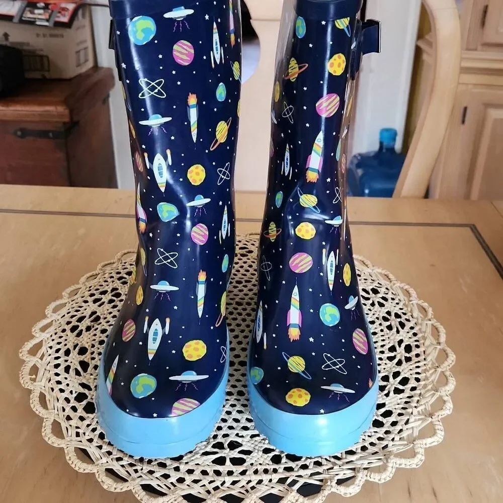Aleader outerspace blue rainboots size 5